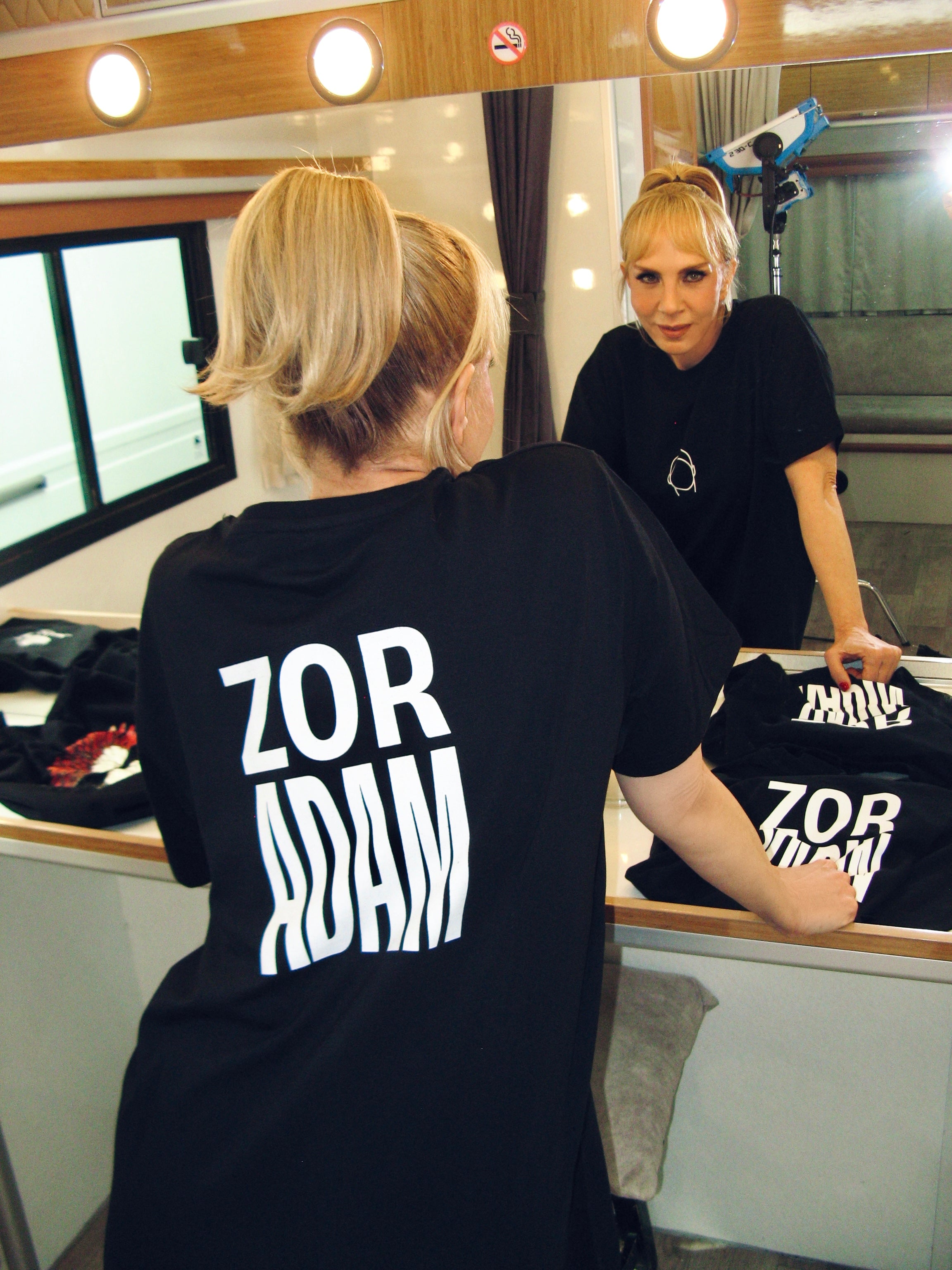 Zor Adam T-shirt